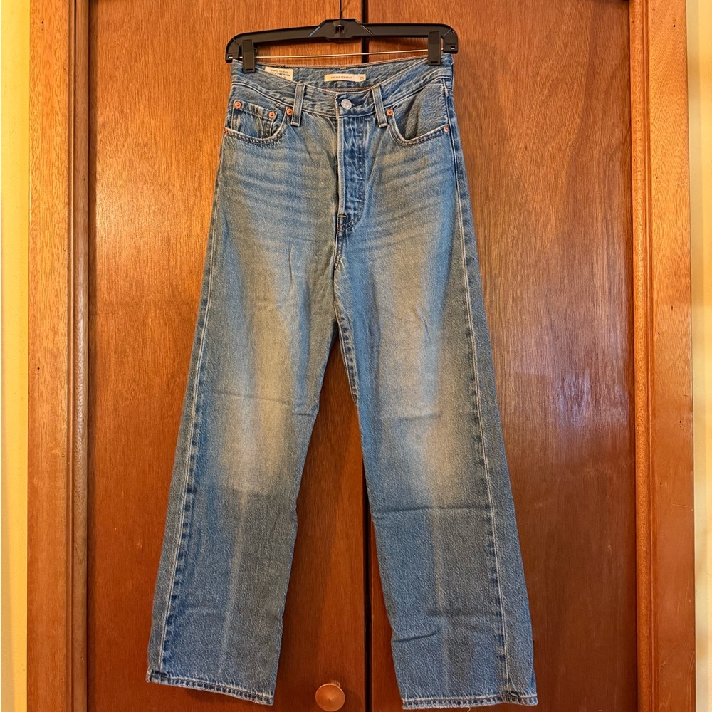 Levi's Ribcage Straight classic blue wash Women's Jeans